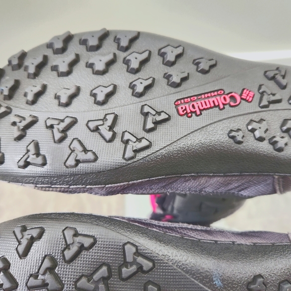 Columbia Women's Boots with 200g Insulation, Grey with Pink Accents, Size 6 - Picture 6 of 6